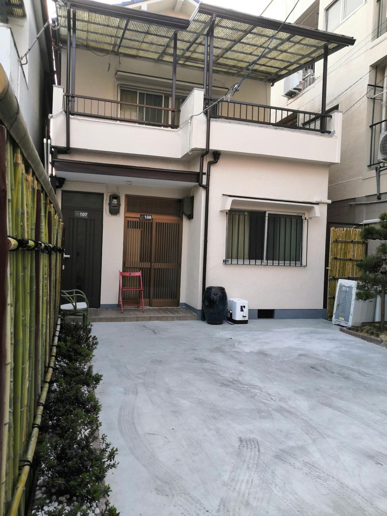 Nippori Osaka Nishi-Tengachaya Guesthouse西天下茶屋アパートメント Exteriör bild
